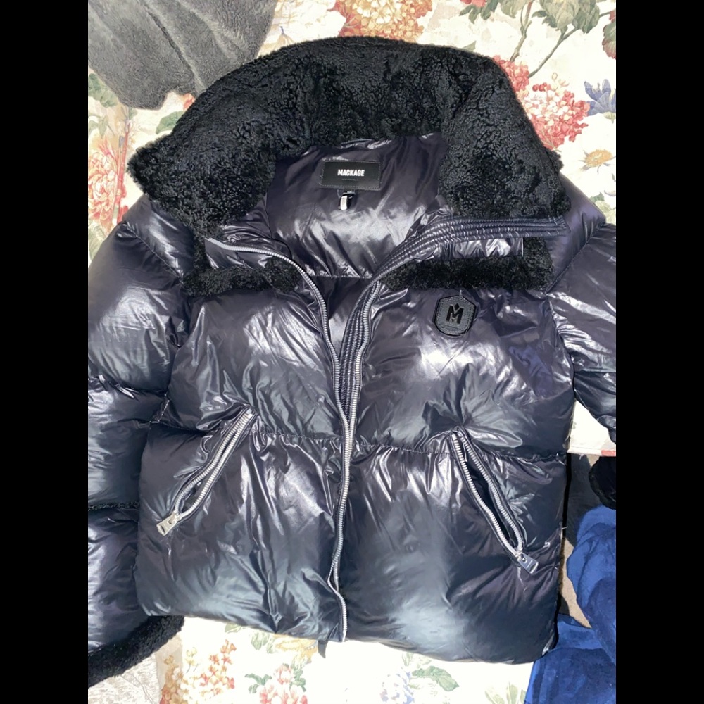 BRAND NEW ! SIZE SMALL